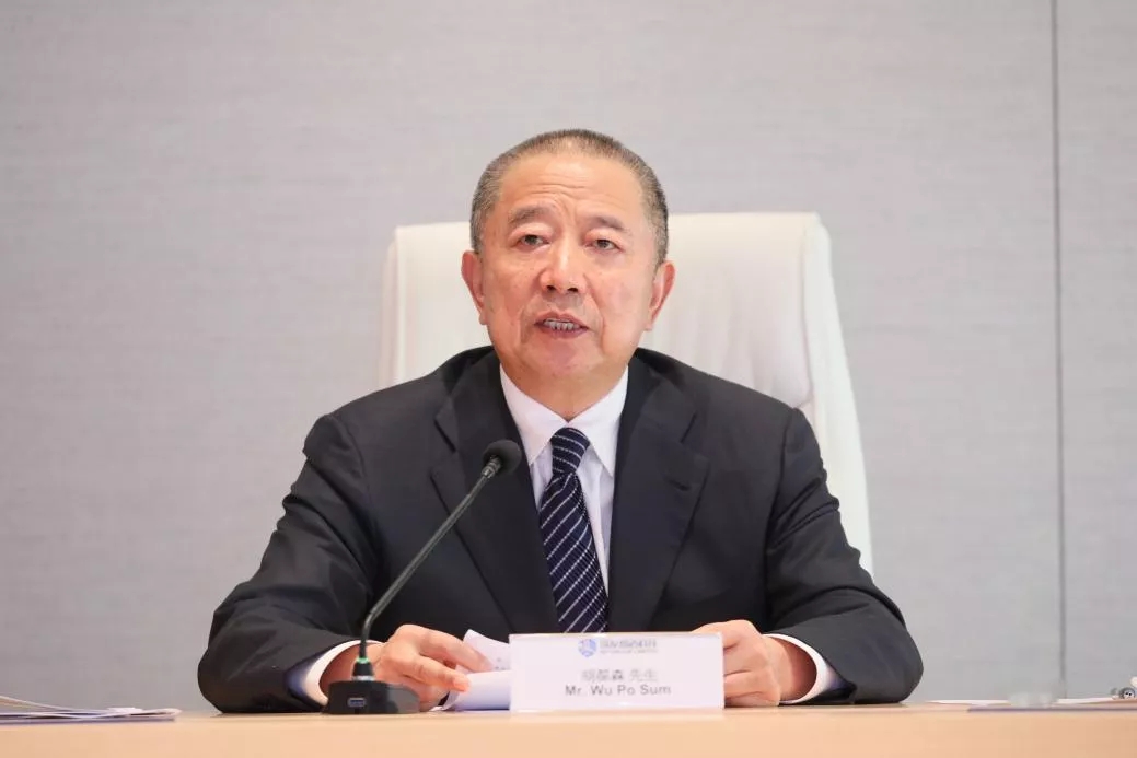 筑友智造科技控股股東、建業(yè)集團(tuán)董事長(zhǎng)胡葆森在發(fā)布會(huì)上致辭2.webp.jpg